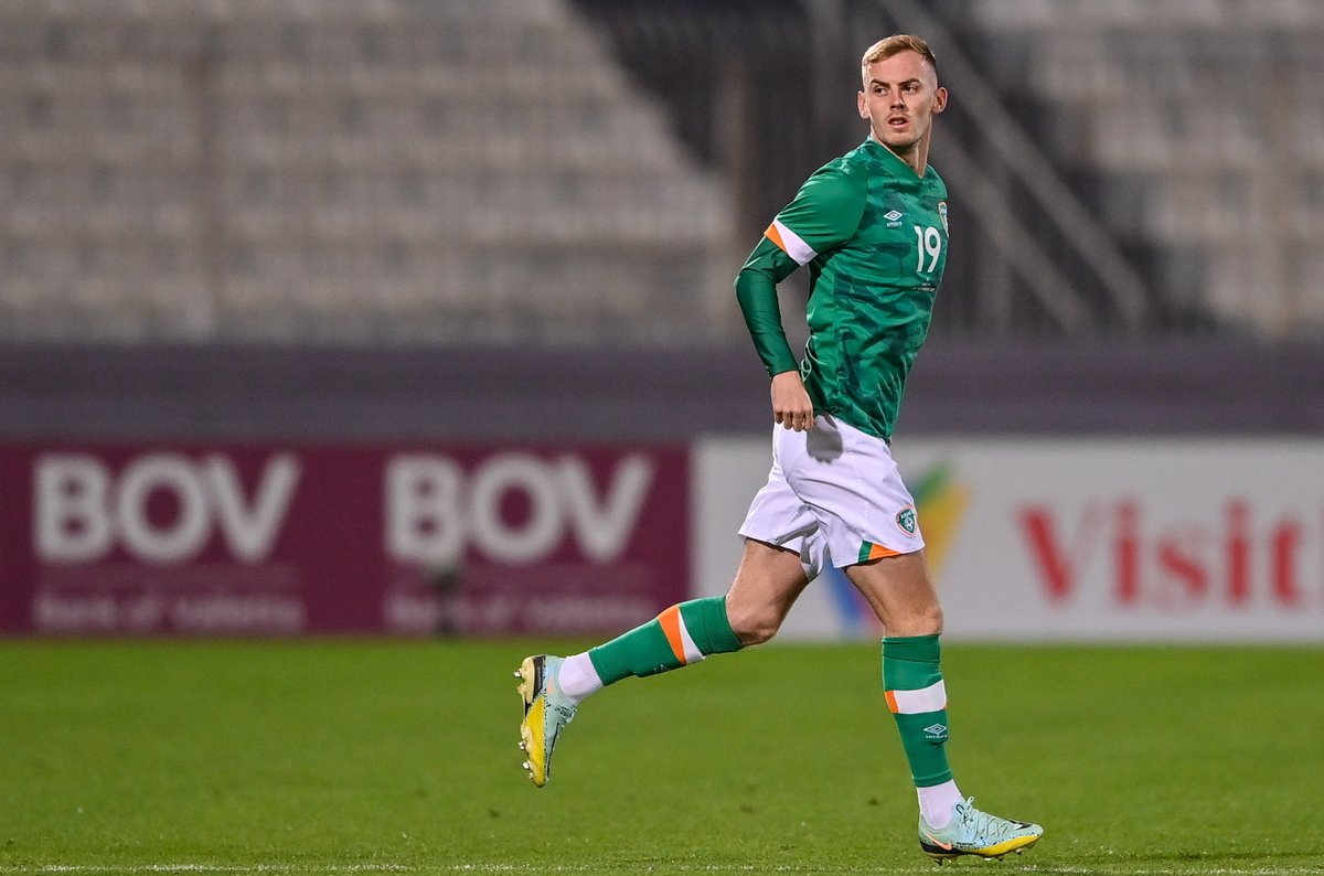 IrelandFootball's tweet photo. Congratulations to Mark Sykes on making his senior international debut tonight 💚

In doing so, he became the first Belfast-born player to represent Ireland since 1946

Brilliant achievement 👏

#COYBIG | #WeAreOne | #MLAIRL https://t.co/PyKqOAU2VT