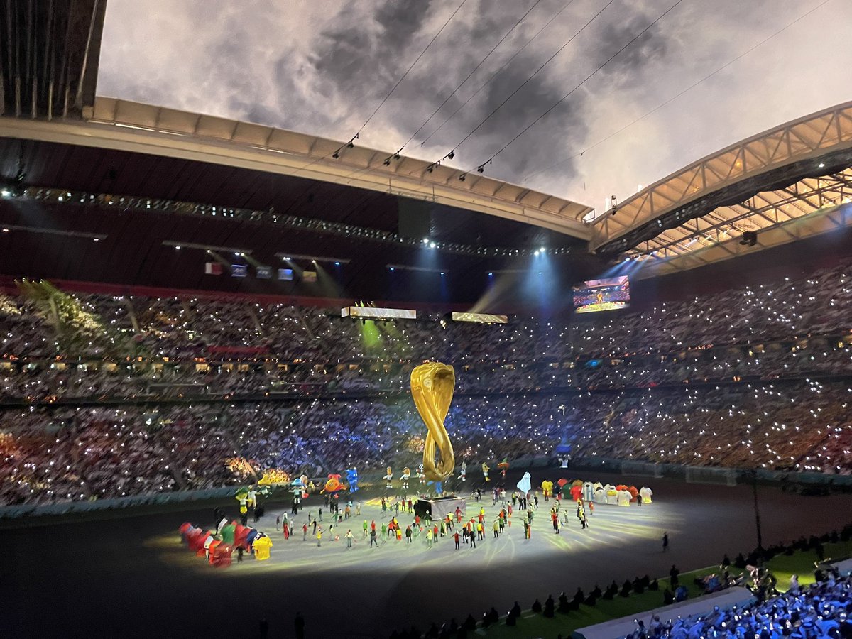 يوم بدينا… كان حلم الوطن
واستمرينا برؤية القائد
وتكاتفنا أهل قطر والعرب
لين وصلنا اليوم للحظة تحقيق الحلم… اللحظة اللي كنّا كلّنا فيها #عالوعد
افتتاح #قطر٢٠٢٢ كان بداية الإبداع والوعد قدّام