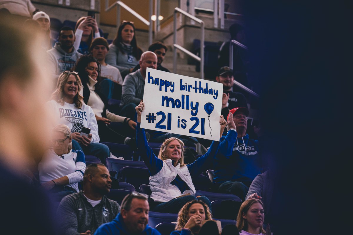 CreightonWBB's tweet photo. frames from the third so far!
#GoJays https://t.co/Lkfdg1bMr8
