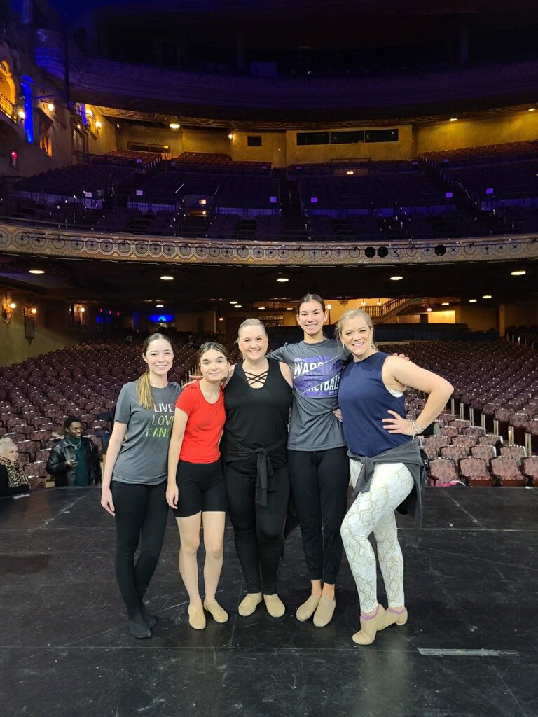 Repping #NorthsideDance at the #OnYourFeet <a href="/NISD_FineArts/">Northside Fine Arts</a> <a href="/LasCasasFdn/">Las Casas Foundation</a> <a href="/MajesticEmpire/">Majestic & Empire Theatres</a>