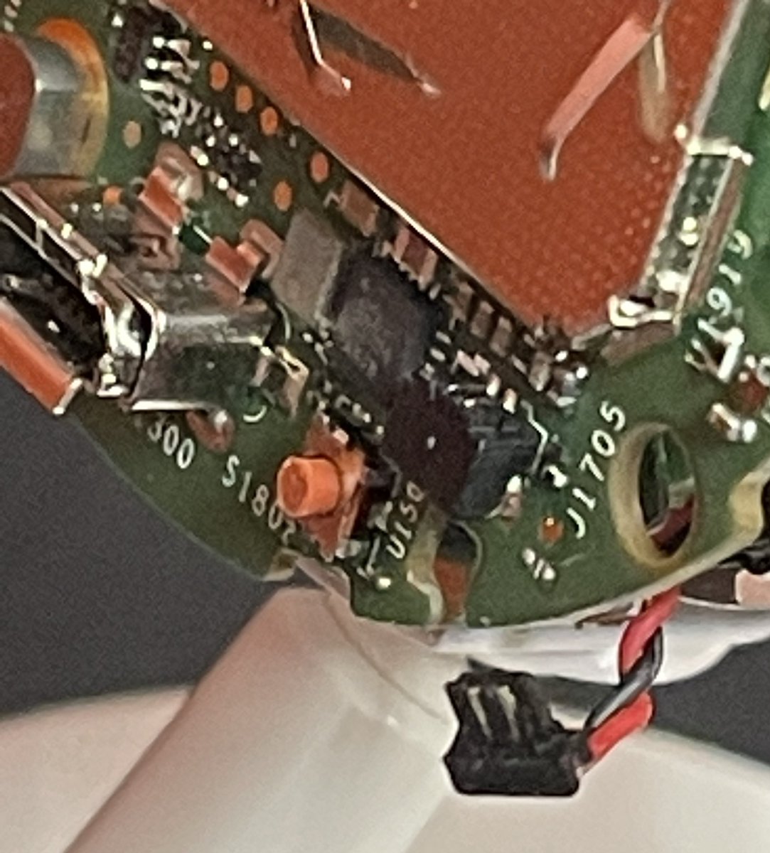 guidryjd's tweet image. Some more #CloudCam pics.  Too bad we can’t reuse these.