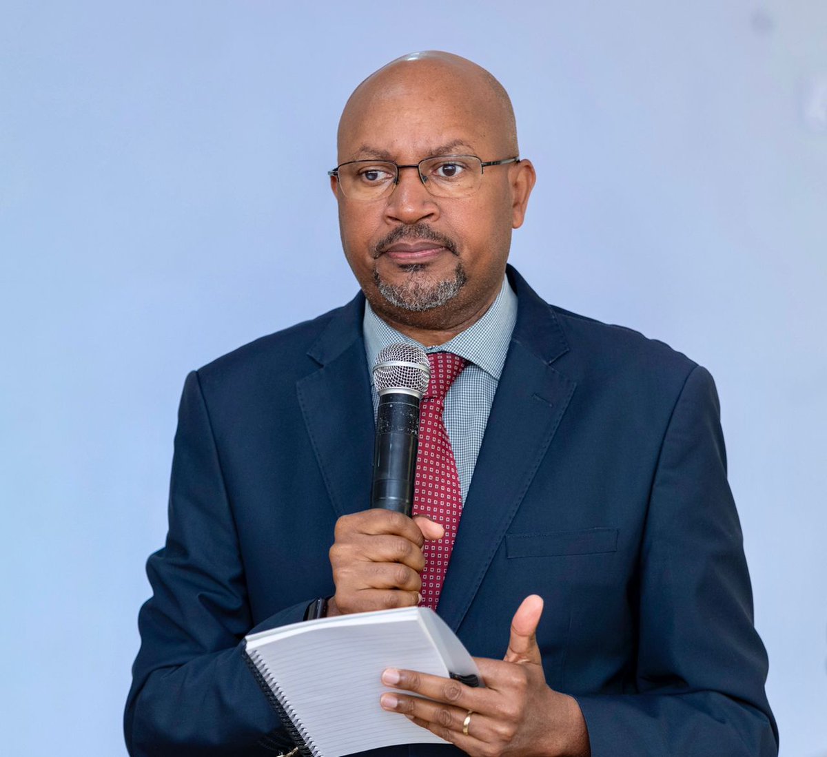 None Tariki ya 20/11/22 kongere yu umuryango <a href="/Ibuka_Rwanda/">IBUKA Rwanda</a> yateranye isuzuma ibyagezweho mu myaka itambutse ndetse itora na komite nshya ihagarariwe na Bwana Dr Gakwenzire Philbert <a href="/GakwenzirePhil1/">Gakwenzire Philibert</a> isimbuye komite icyuye igihe yari uyobowe na bwana <a href="/egidenkuranga11/">Egide Nkuranga</a>