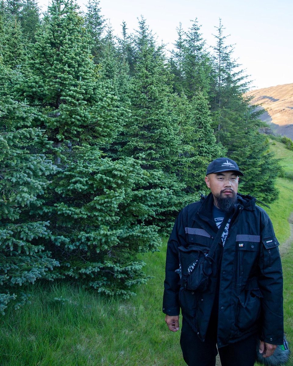 watsonwu's tweet photo. This was a really beautiful spot when I was recording ambience sounds in #Iceland
.
#soundeffects #watsonwu #sounddesigner #soundeffectsrecordist #pearlmicrophones #pearlms8cl #rycotecyclone #gameaudio #gamesound #audioforgames #filmsound #audiopost #sounddesign #microphone https://t.co/GrhPNZIZMB