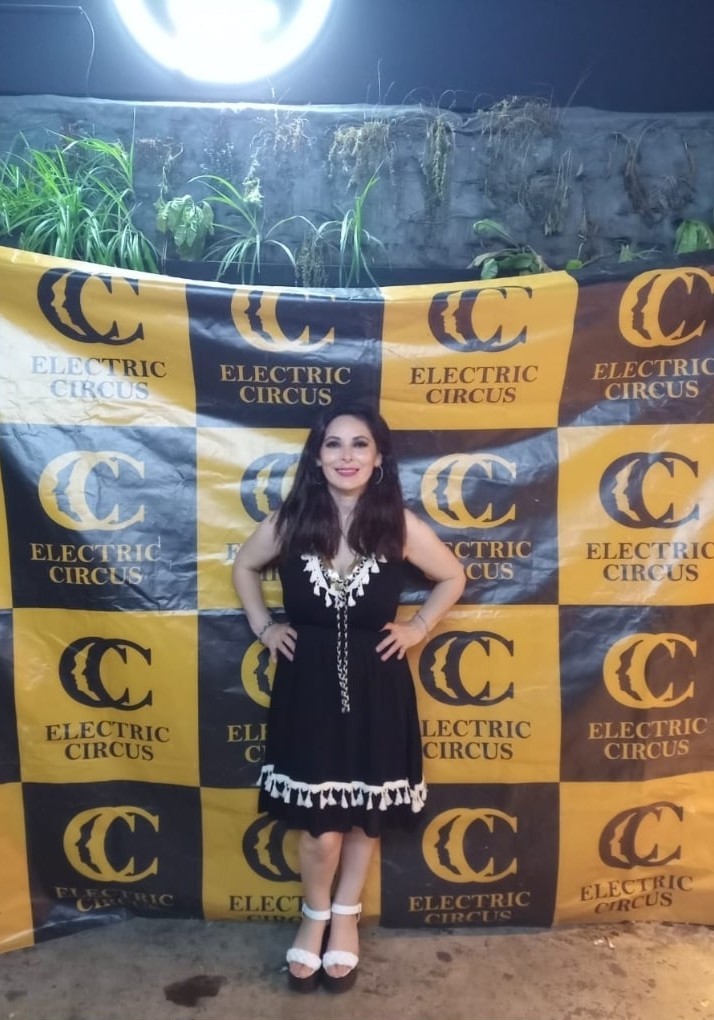 marielanqui's tweet photo. Sáb 19 de NOV, 2022: Noche de "Retro Experience ELECTRIC CIRCUS episodio 3" en Club Re. Garibaldi 228, Quilmes #RetroExperience #ElectricCircus #19Nov2022 #Quilmes #NocheDelRecuerdo #BuenDomingo #FelizDomingo #BuenFindeLargo #FelizFindeLargo https://t.co/P5CfcKu4Ns