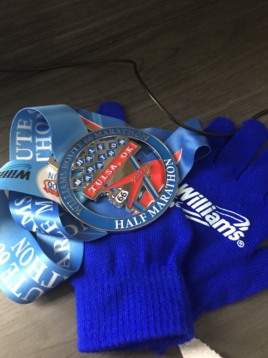 StuartMcclung's tweet photo. #RT66Run in the books! Great time in Tulsa. And thanks to @WilliamsUpdates for the gloves. Chilly start for this Houston guy. https://t.co/MRiDs5cgEH
