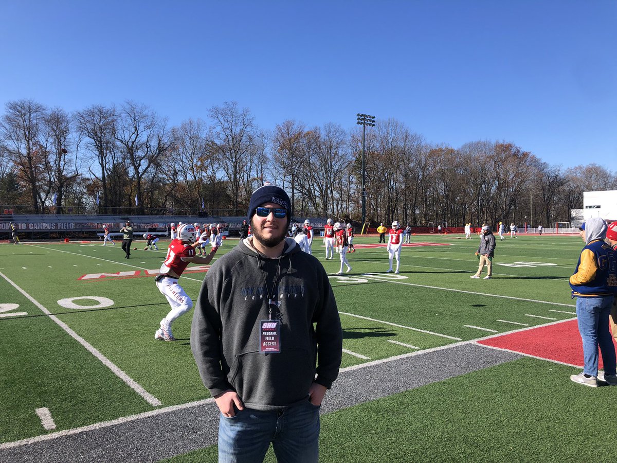 Great day at Sacred Heart! Thank you for your time! <a href="/BallCoachC/">Mark Clements</a> <a href="/mark_nofri/">Coach Nofri</a> <a href="/ScitFootball/">Scituate Football</a>