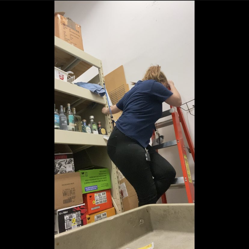 Watch me do a hanging thing wedgie at work VERY RISKY🫣 full video only 5$ Dm me 😘 https://t.co/ncWhFIJnCQ