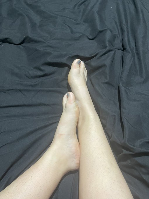 Selling all kinds of feet pics  https://t.co/Q3M5eubJzN #footpics https://t.co/g2BJsCXO4e<a href="/tag/footpics"class="tags"><span>#footpics</span></a>