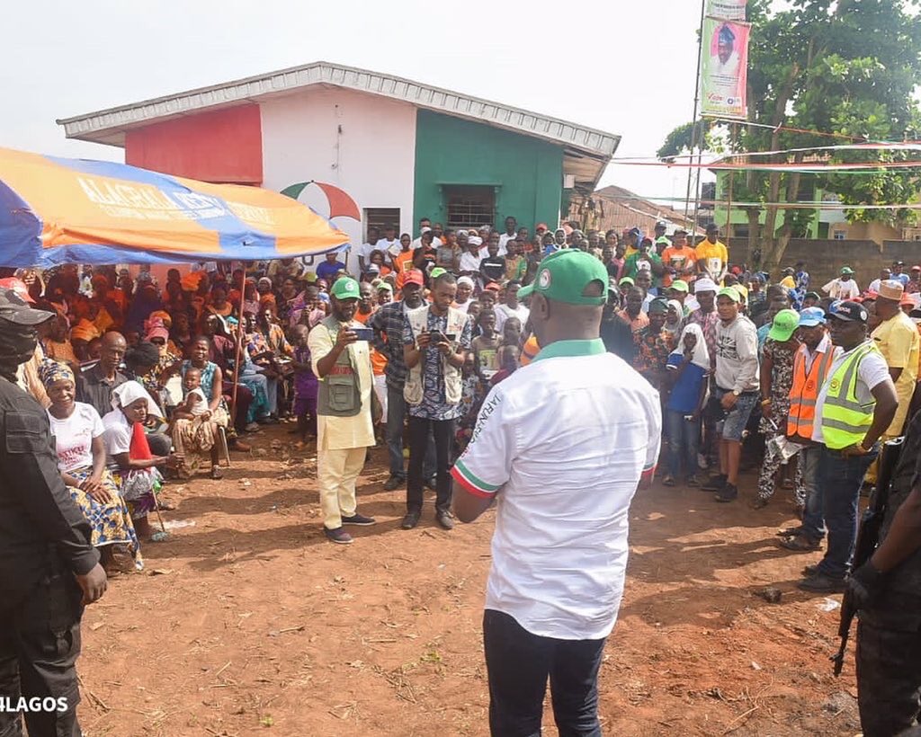 Today, the PDP governorship campaign came to the people of Epe LGA. Many believe that Epe will be the next frontier of development in Lagos. 

There is a lot of anxiety that the mistakes that were made in Bar Beach, Otodo Gbame and Tarkwa Bay will ….