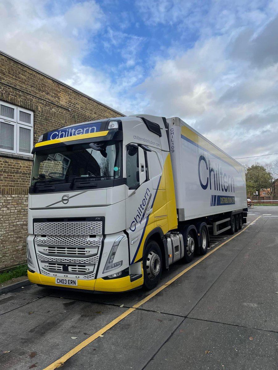 ChilternDist's tweet image. We specialise in innovative custom transport solutions for frozen, chilled and ambient distribution. We offer a vast array of transport services with an experienced logistics team and a hands-on approach to any task. 
If you’re requiring any transport assistance get in touch