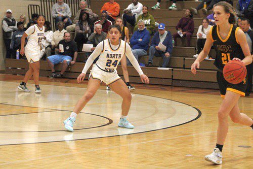Point Guard and Captain Audrey Martinez-Stewart has been fantastic this year running the show for us! ⭐️🙌🏽 
Audrey is averaging 6 assists per game!!🔥Audrey also grabs 5.2 rebounds per game, 2.4 steals per game, and is scoring 8 points per game!! Audrey’s leadership is fantastic!