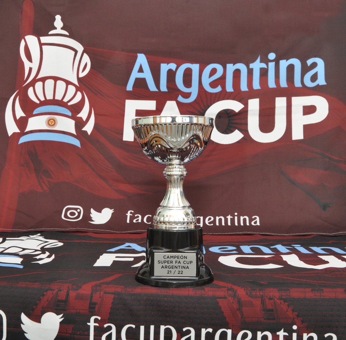 Dentro de una semana alguno de los dos equipos levantará la primera Super FA Cup Argentina. 🏆

¿Quién se la lleva a casa? 🤔