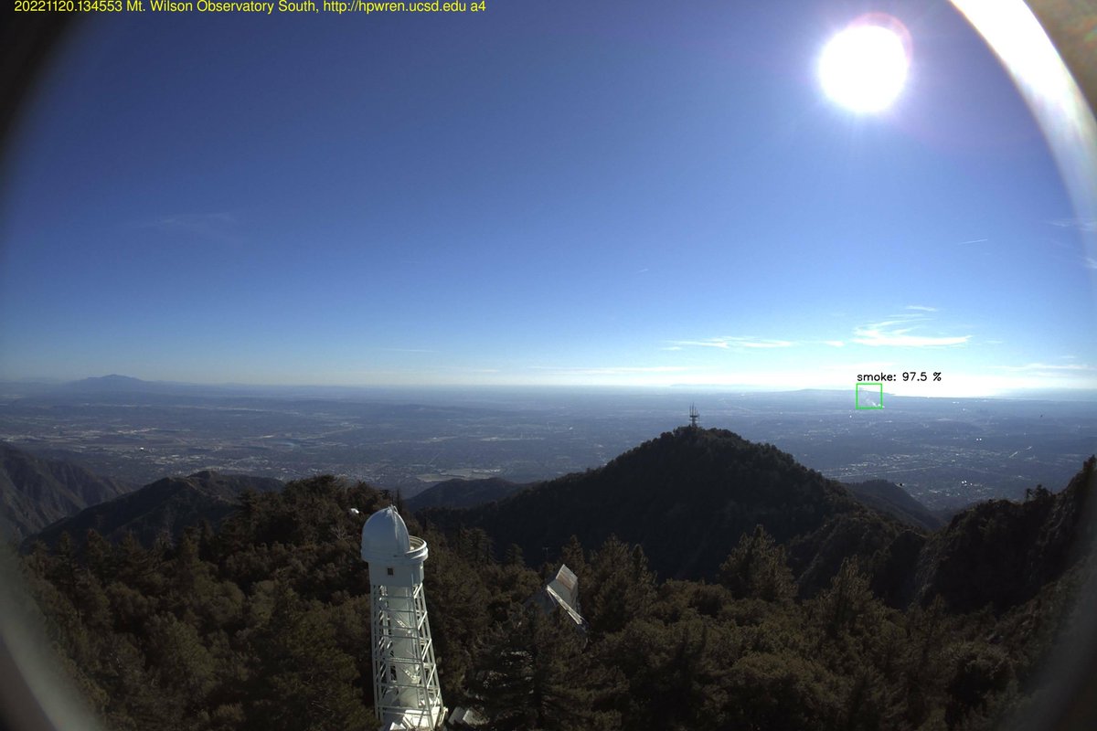 SmokeWildfire's tweet photo. Smoke detected Camera: Mt. Wilson Observatory South, (Camera Lat/Long: 34.22N 118.06W) https://t.co/kbhY3ob0Bn at 2022-11-20 13:45:53 Pacific Time cc @vcfpd #CAwx #CAfire https://t.co/ZerGaTg2vJ