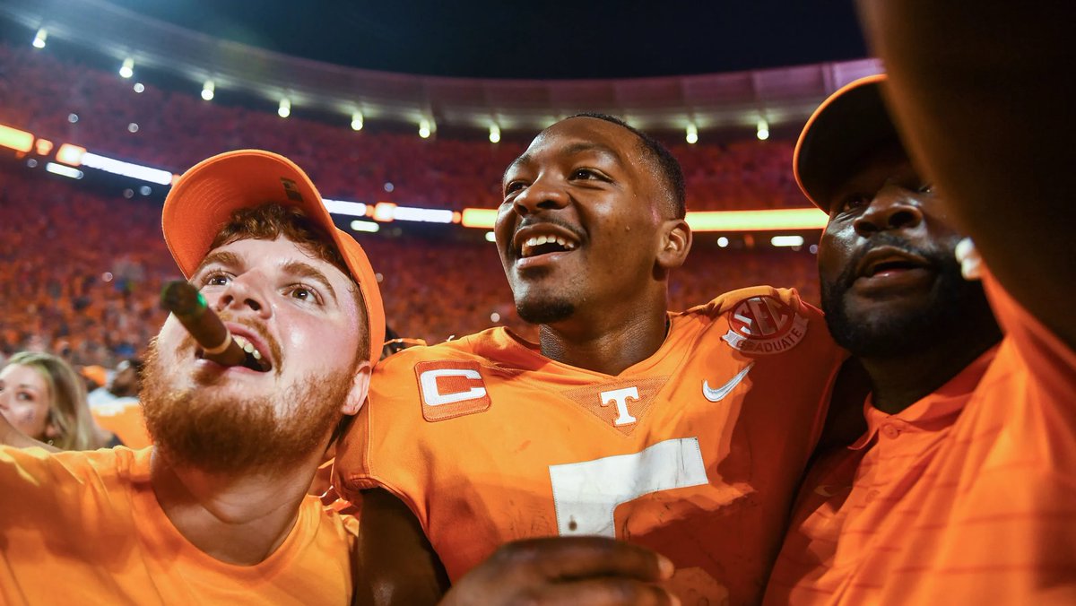 rockytopnow's tweet photo. BREAKING: Vols QB Hendon Hooker has suffered a Torn ACL and will be out the remainder of the season. 

Thank you for everything, Hendon! 🧡 https://t.co/alvuL1eCzW