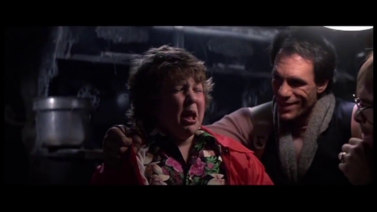 SusanMThom's tweet photo. @lewylpaintings @RobertJohnDavi @comconliverpool Goodies never say die!
#Goonies
#JakeFratelli
#RobertDavi
@RobertJohnDavi
fantastic actor & singer 🎥 🎤
#DaviSingsSinatra
#OntheRoadtoRomance check out his CD💿
💕💕💕💕💕💕💕 https://t.co/yPtofcaMAf