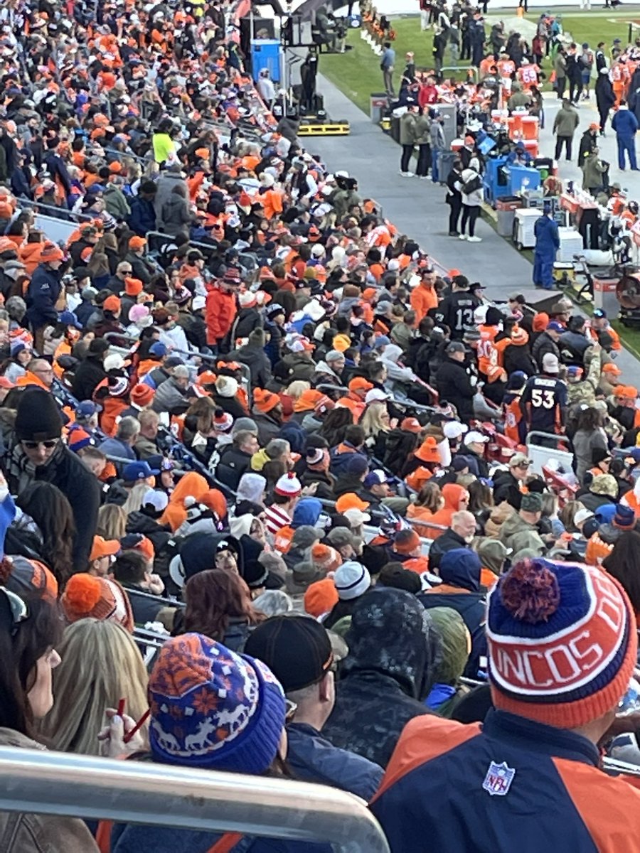 allprodadspod's tweet photo. Where’s Waldo? #BroncosCountry https://t.co/NbbVFTOuBa