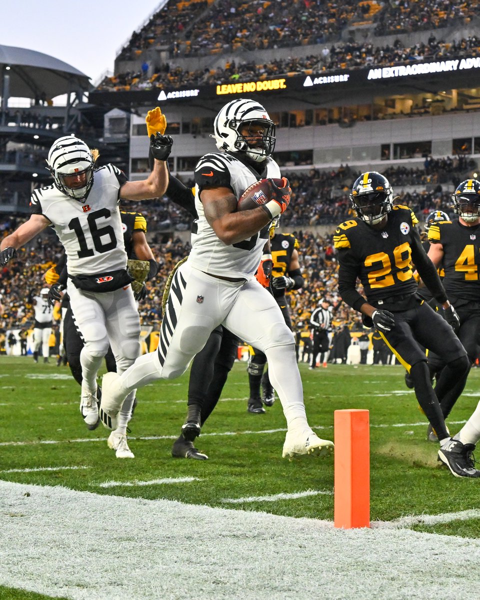 Bengals's tweet photo. 🙌

@samajp32 | #RuleTheJungle https://t.co/Vey7feMKpn