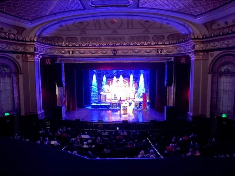 HowlandHS's tweet photo. An incredible presentation of "A Christmas Carol " by @howlandhs drama club at beautiful historic Robins Theater!  Bravo! https://t.co/8u45mrLBOa