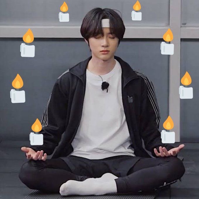 txtlullaby's tweet photo. MANIFESTING FOR THAT WIN!!!!

I'm voting for TOMORROW X TOGETHER (@TXT_members) for Favorite K-Pop Artist at the #AMAs https://t.co/24qgAwLJif