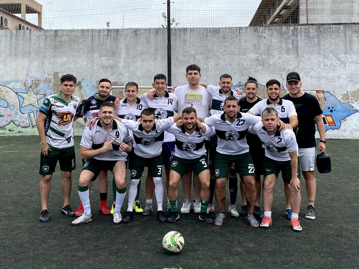 LAT_ARG's tweet photo. 🔽 #PrePromociónLAT 

🔸️ A @GimnasiaLat se le dio la peor combinación de resultados posible y pasó de estar en playoffs a quedar en el 7mo puesto.

✔️ Se medirá ahora ante @nchicagolat. El equipo que resulte perdedor jugará ante el 3ero de la #Liga2 para mantener la categoría. https://t.co/daM8V1fxFG