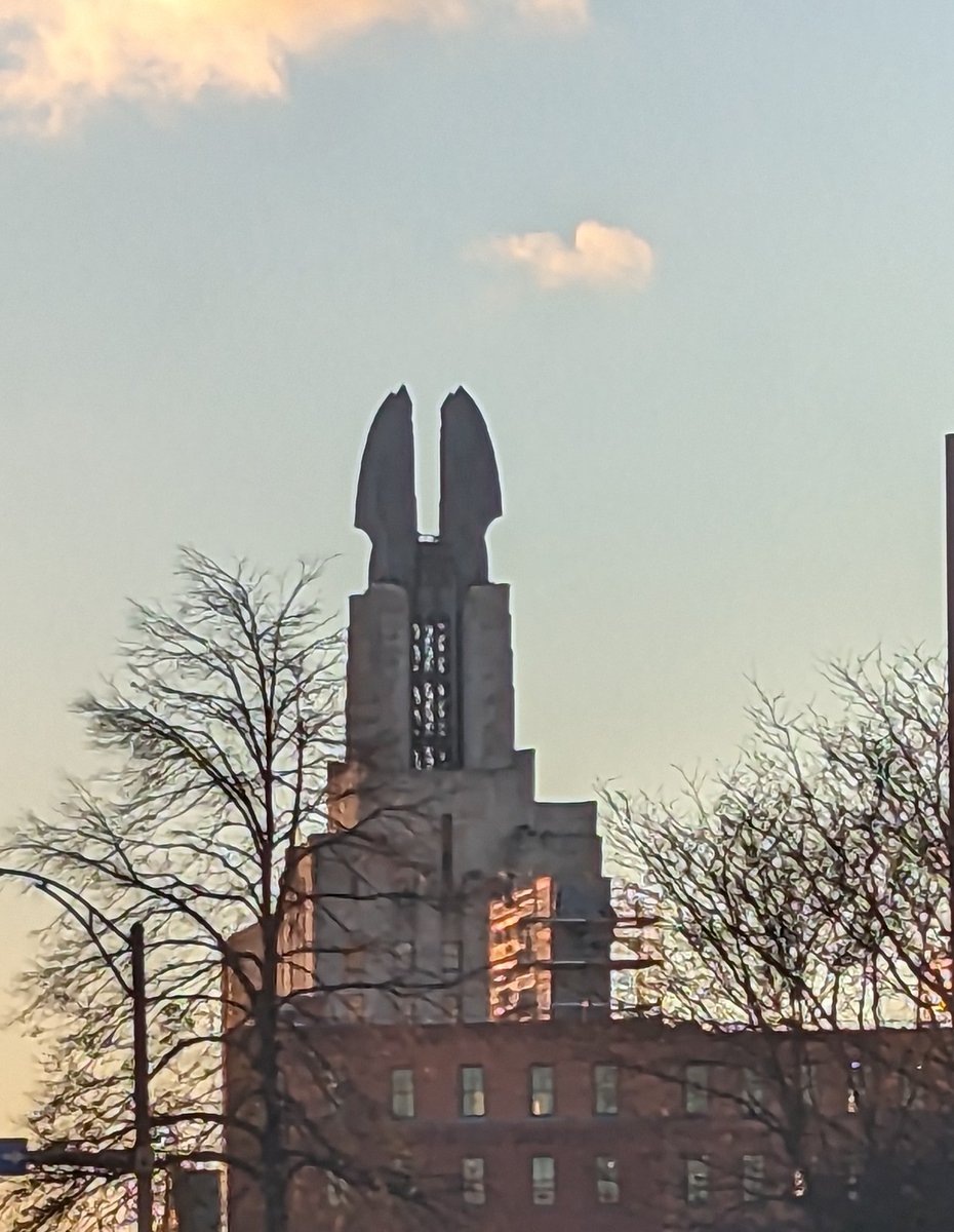 sandyrwagner's tweet photo. #nyscate22  if you were a supervillain where would your office be? #rochester https://t.co/Zk6hPTnw3T