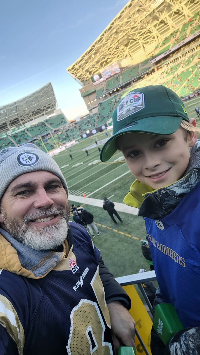 Andedar77's tweet photo. First Grey Cup for both of us.
 💙💛🏈🏟️🏆 #GoBlue #ForTheW #GreyCup109 #greycup https://t.co/KHTF6QfqJ5