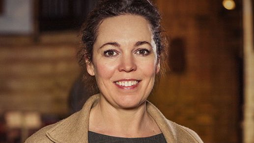 FakeShowbizNews's tweet photo. Olivia Colman admits she likes the idea of mulled wine more than the actual taste https://t.co/vSJ9doOFjX