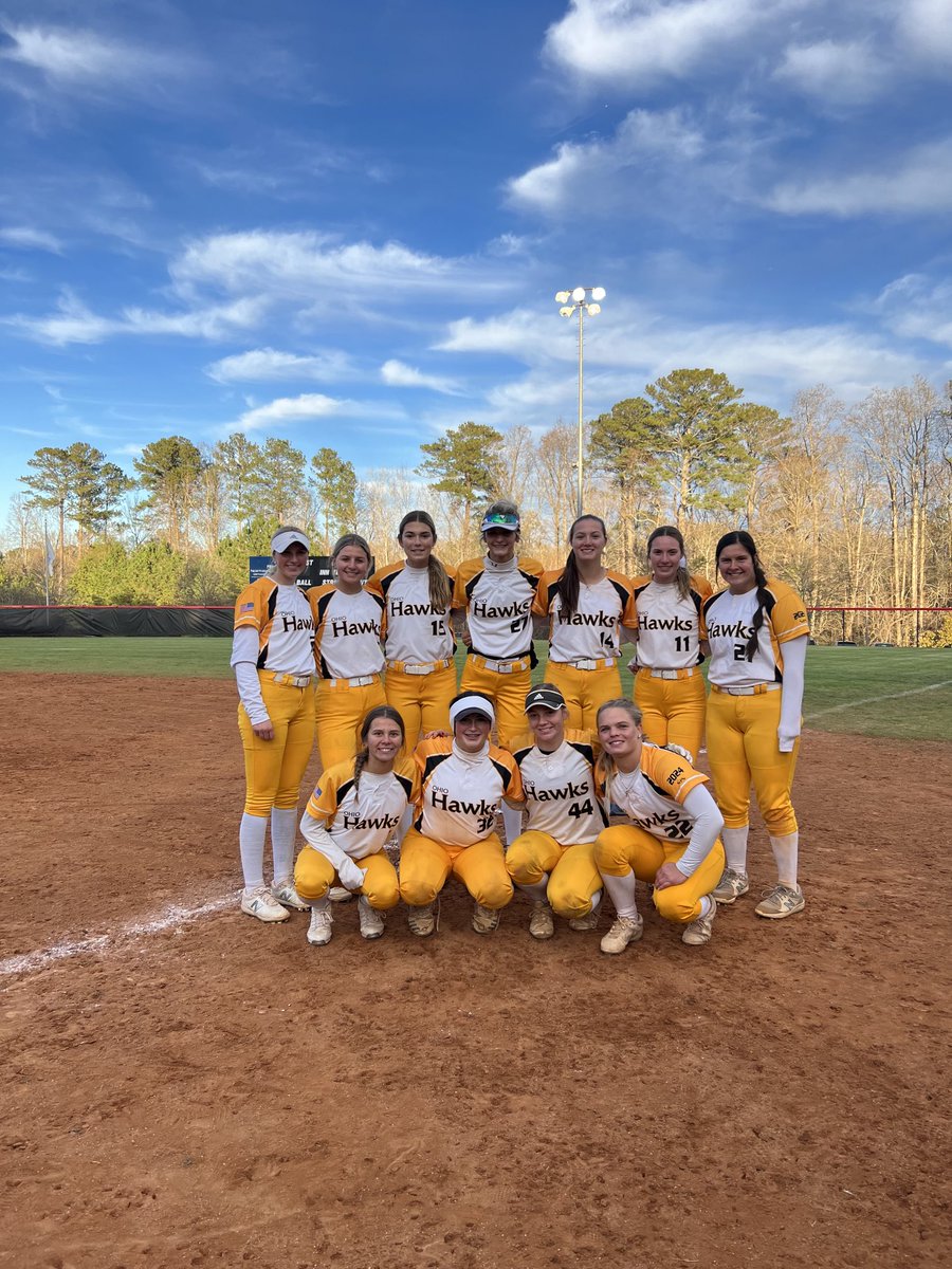 HawksHarbold's tweet image. It’s a strong finish this fall for ⁦@HawksHarbold⁩!  Made it to the final 8 at the PGF “Show me the Money”.  These athletes got 39 runs going 3-3 against the country’s best. Shout out to today’s HR hitters: ⁦
@mckenzoe1⁩ ⁦@sydney_skiver⁩ ⁦@MattiB1122⁩