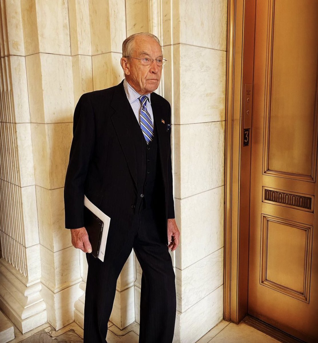 Mystery Solvent tweet media