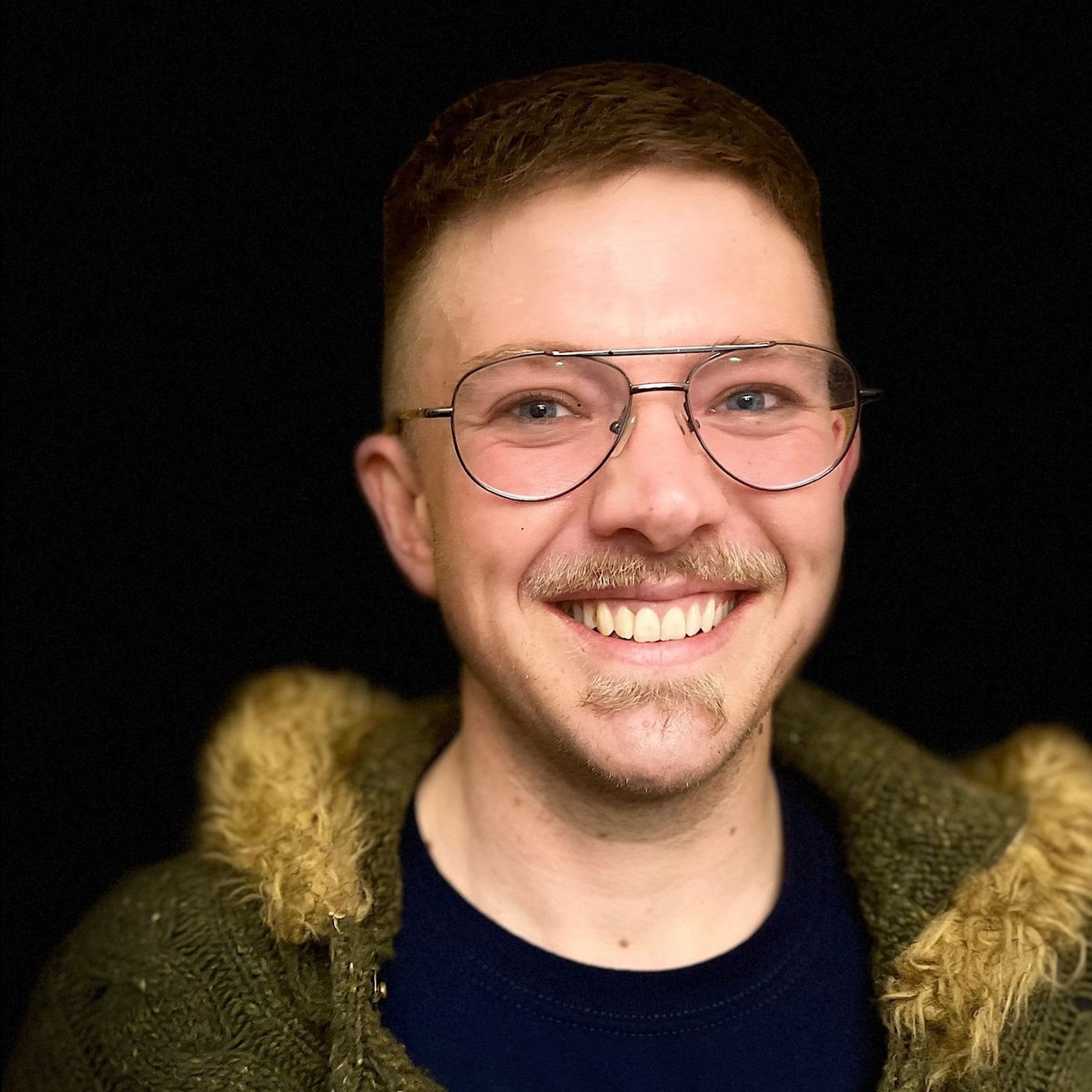 VCFAMusicComp's tweet photo. The VCFA Center for Arts + Social Justice is thrilled to announce their 2022 Thesis Fellows and Center Fellows, including current students Christopher Cobley  and Ethan Sudan!  
https://t.co/XqD4ppwwr5
#vcfa #vcfalove #composerlife  #vcfamusiccomp #newmusic #vcfastudents @vcfaedu https://t.co/fgORW5vnqQ