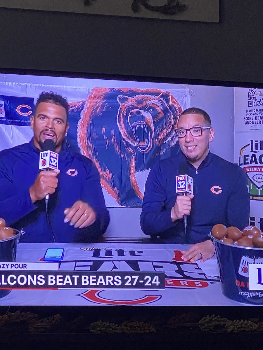 Bcooper21's tweet photo. @chicago_gabe love seeing your face on TV! https://t.co/PwfrwLt7sP