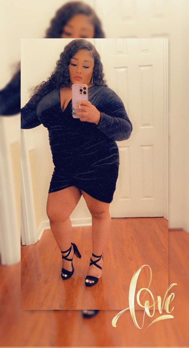 's tweet image. All black 🖤🖤🖤 #30plustwitter #bigfinetwitter