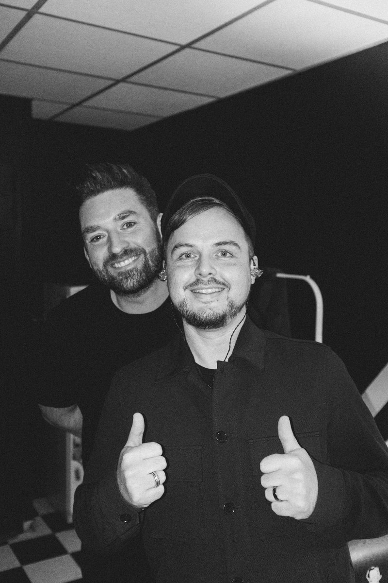 Lyon! Merci beaucoup 🇫🇷 
Such a great night and thank you for singing your hearts out ❤️ 

📸 <a href="/thisiswolff/">WOLFF</a>