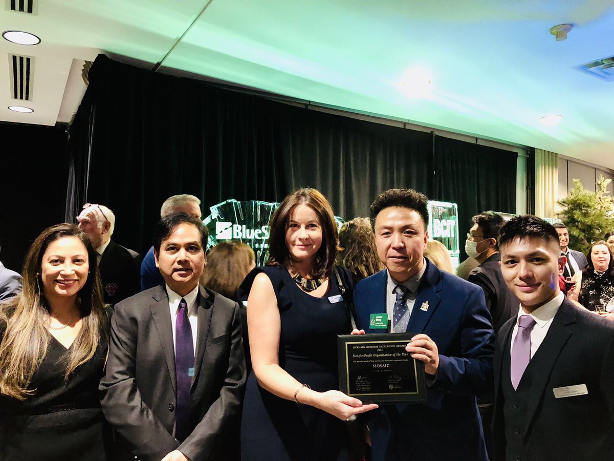 jameswangbcndp's tweet photo. The 23rd Annual Burnaby Excellence Awards hosted by the Burnaby Board of Trade. It is an award initiative of the BBOT &amp; City of Burnaby which honours and celebrates businesses, entrepreneurs &amp; not-for-profit organizations for their contributions to the local economy and community https://t.co/Gf6cEVZDc9