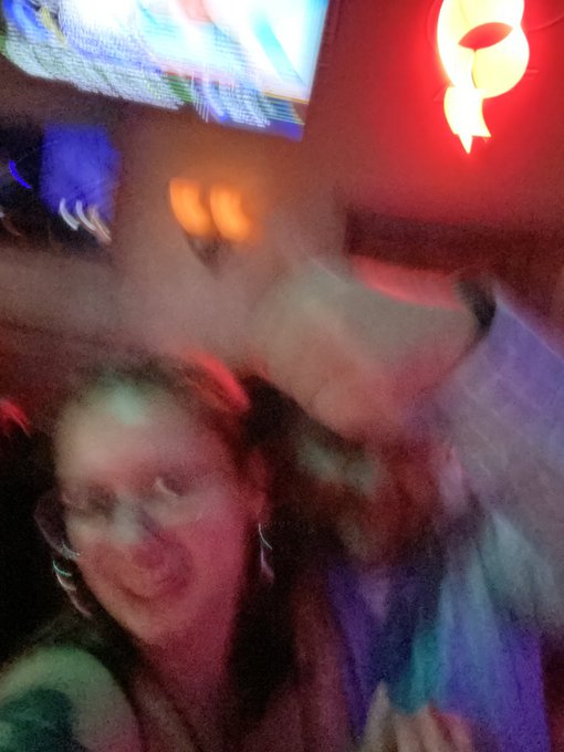 Swipe to see me and my favorite Custy ever (we both love true crime) https://t.co/d7d8r4Qtoe