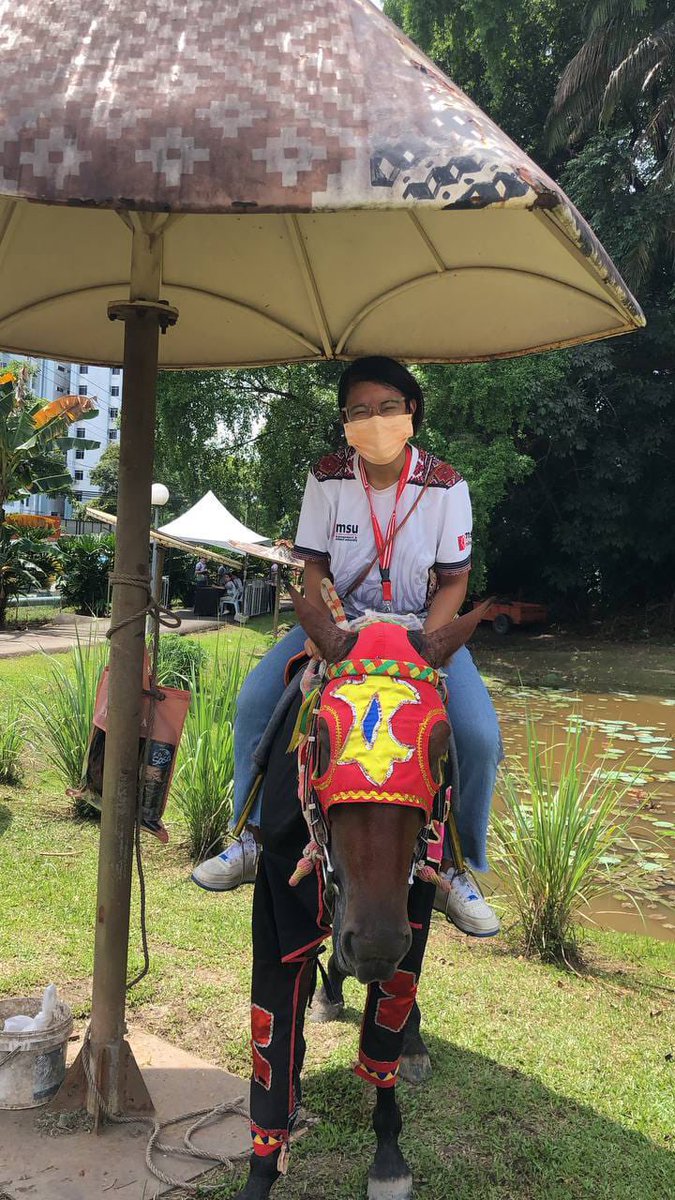MSUCSabah's tweet photo. North Borneo Rainforest Festival @ Muzium Negeri Sabah. Pelajar #msucollegesabah telah belajar mengenai budaya Sabah dalam program selama 2 hari ini.
Tahniah #MuziumNegeriSabah atas penganjuran aktiviti ini, Program yang memberi impak terutamanya kepada generasi muda😊.
#NRBF https://t.co/eYunH76fCr