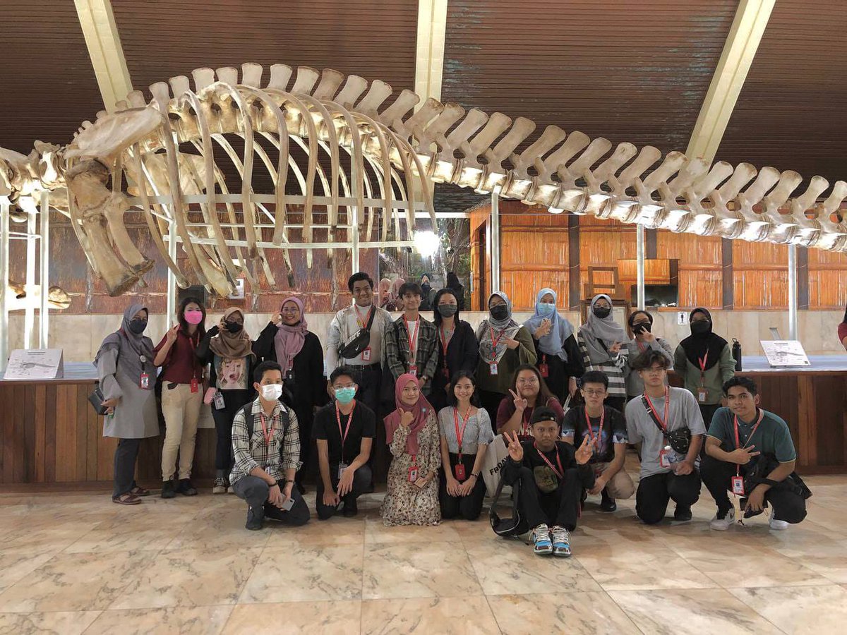 MSUCSabah's tweet photo. North Borneo Rainforest Festival @ Muzium Negeri Sabah. Pelajar #msucollegesabah telah belajar mengenai budaya Sabah dalam program selama 2 hari ini.
Tahniah #MuziumNegeriSabah atas penganjuran aktiviti ini, Program yang memberi impak terutamanya kepada generasi muda😊.
#NRBF https://t.co/eYunH76fCr