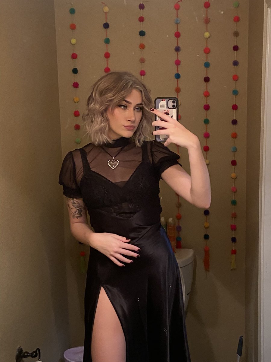 paige__cooper's tweet photo. Yesterdays fit 😽 https://t.co/3HhRZV8wpK