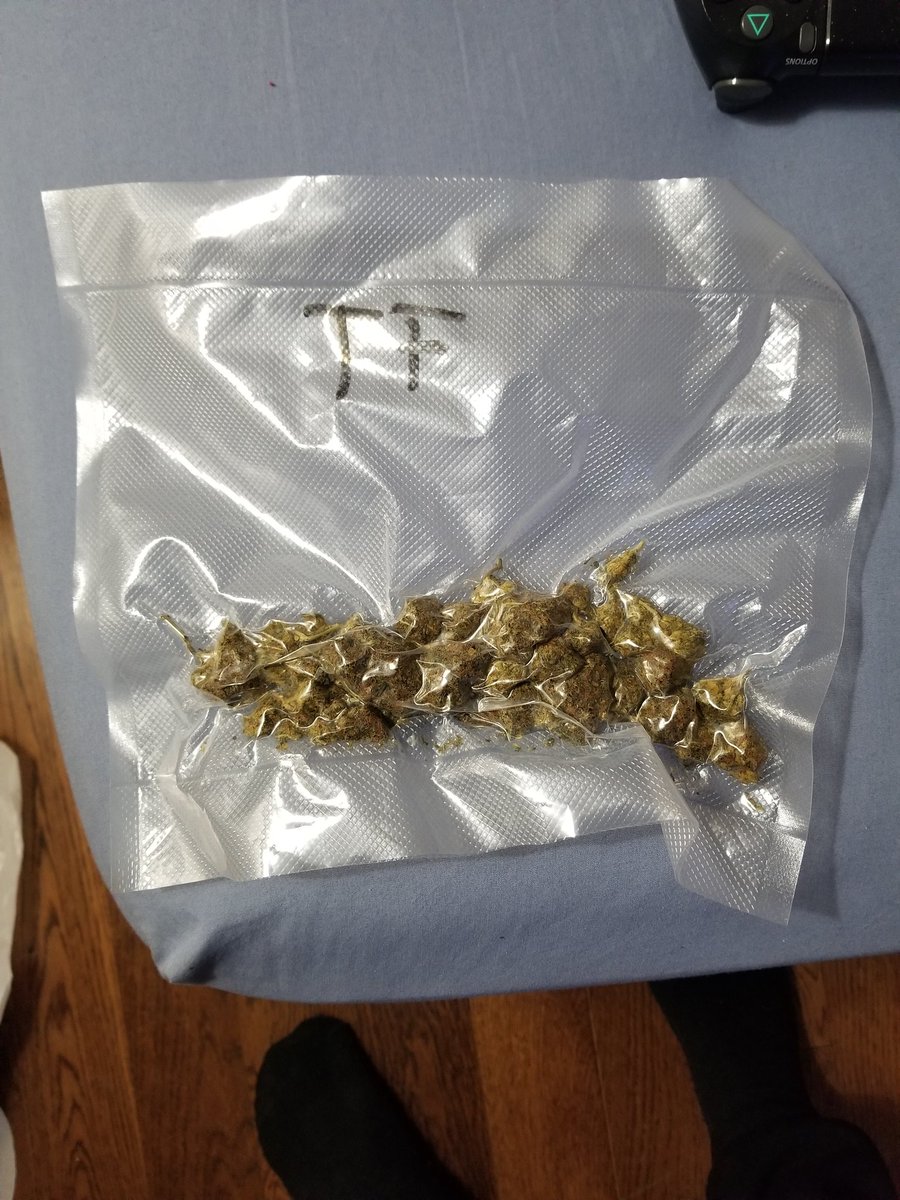 RBGWeed705's tweet photo. https://t.co/cDm2fI2P3G