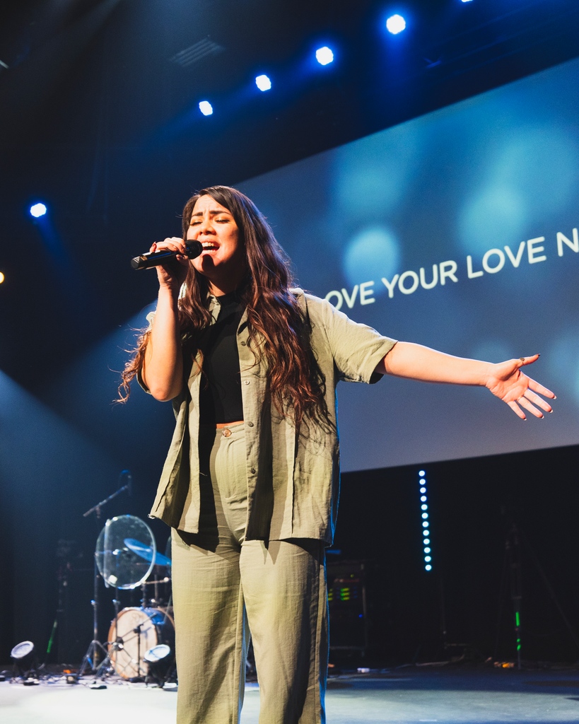 cplacechurch's tweet photo. WEEKEND RECAP! 📸
We love our church family! ❤️
#ChristPlace #Church #Worship #Baptisms #Sermon #MiracleOffering #Family #Weekend #LNK #SoulsSavedLivesChanging https://t.co/RbWYCsCHQA