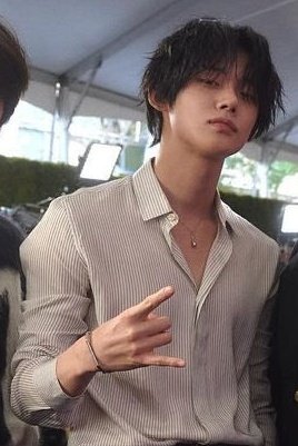 bamgyuzone's tweet photo. 🥴 https://t.co/v6uPkZa7Aa