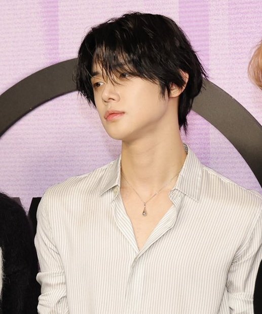 bamgyuzone's tweet photo. 🥴 https://t.co/v6uPkZa7Aa