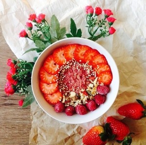 RASPBERRY OVERNIGHT OATS 

This delicious and beautiful breakfast, packed with amazing ingredients that will energise you for the day ahead. 

Berrylicious!  

nutrition-rocks.co.uk/vegan-blog/201…

#recipeoftheday #breakfast #oats #rasberry