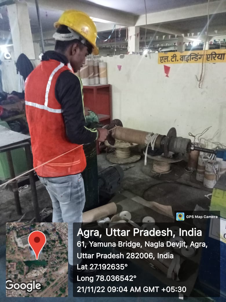 Transformer repairing work is going on at Agra Workshop with taking care of all safety.
<a href="/mduppcl/">MDUPPCL</a> <a href="/MDDVVNL/">MD DVVNL AGRA</a> <a href="/bmsharma21/">B M Sharma</a> <a href="/raviagarwal68/">Ravi Kumar Agarwal</a> <a href="/UPPCLLKO/">UPPCL</a> @DvvnlWorkshop <a href="/SPSINGH80774918/">eeewddvvnlagra</a> <a href="/RoshanP55018951/">Roshan Patel</a>