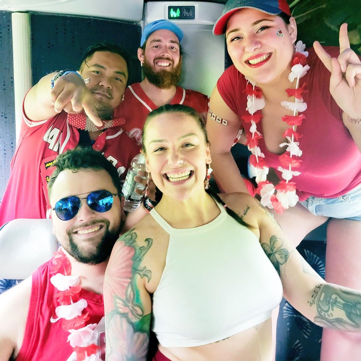 ronniedohertyy's tweet photo. Beach Club w my besties ☀️> Winter in November 🥶
Couldn’t have spent Canada Day with better 🇨🇦💯
Proud to be Canadian! 🤘🏻
#Throwback #TakeMeBack #Squad #RaveFam #CanadaDay #PartyBusOttawa #BusRep #CanadianGirl #CanadianRavers #GirlsWhoRave #Tiesto #Montreal #FavouritePlace https://t.co/cTrCtSM4SZ