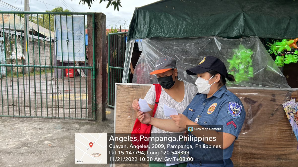 PS5_AngelesCPO's tweet photo. In line with the CPNP's Program M+K+K=K at about 10:38 AM of November 21, 2022 , members of RCSP-CWAO Team 5 led by PCpl Regine Joy J Mamaril, under the supervision of PMAJ OHMAR R BOGNOT, Acting Station Commander, conducted  IEC distribution. https://t.co/OaWYVFC16J