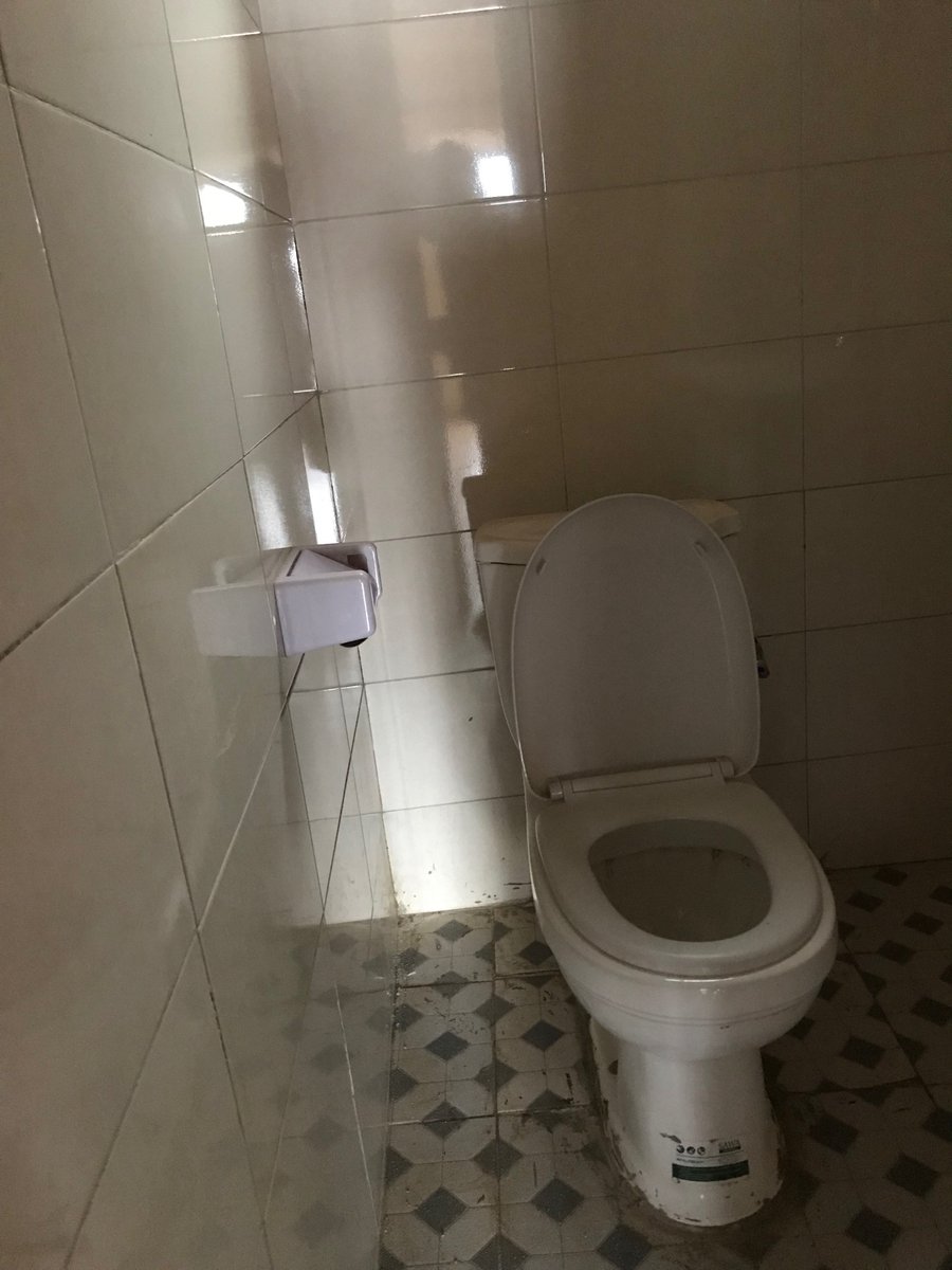 AkramPropertyUG's tweet photo. In.    Kira- Bulindo 

A single bedroom house for rent 
Rent price: 450.000ugx
+256 756411332

#AkramPropertiesUG https://t.co/3kXEcxzfwr