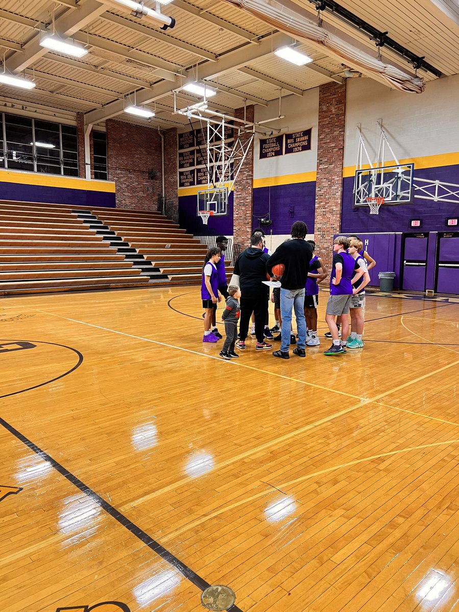 billington2411's tweet photo. Tomorrow kicks off my second season and my first season as a head coach for Hickman. We play Jeff City at 7:00. Come out and support these guys who have been working hard on and off the court to be able to play the game they love. #family #kewpies #basketball https://t.co/5auvZv9d8T