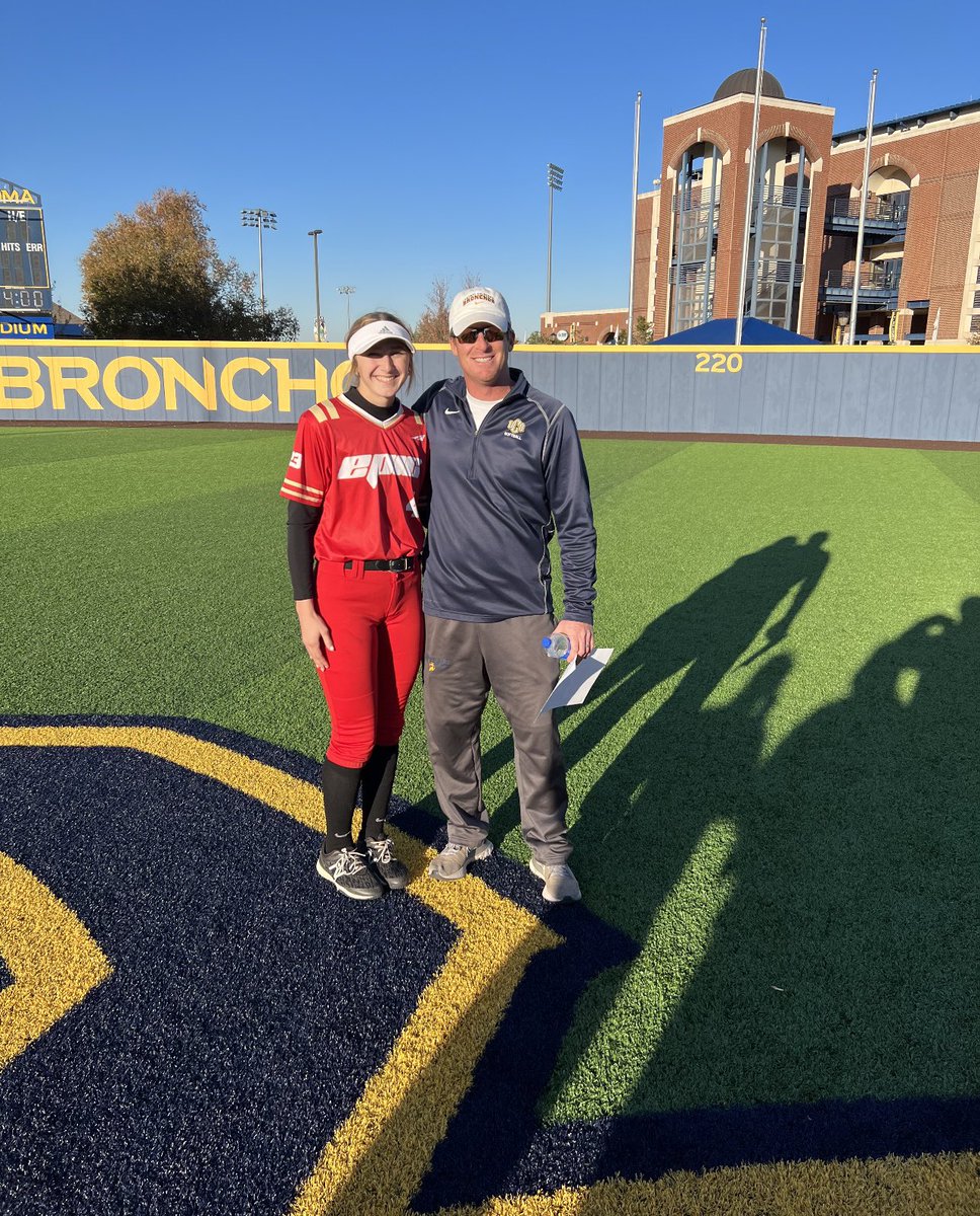 Thank you Coach White and @edmondcoach5 for a great camp today!! <a href="/UCOSoftball/">UCOSoftball</a> <a href="/EpicNational18/">Epic National 18U Smith</a>