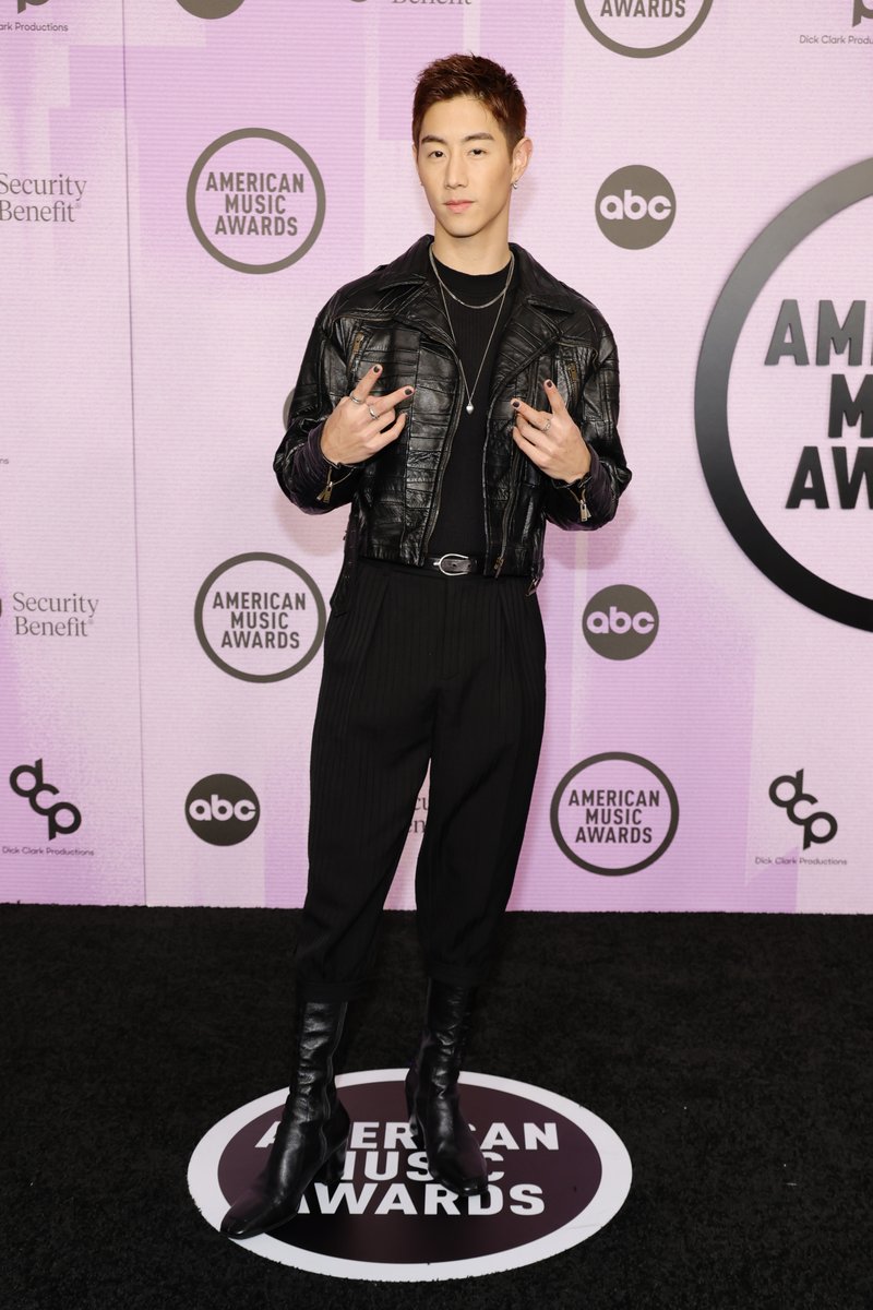 DNAmngmnt's tweet photo. 2022 American Music Awards
Red carpet

#MarkTuan #Mark 
#AMAs @AMAs 
@marktuan https://t.co/cxhdzih54K